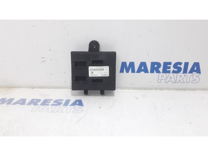 Used Body control computer Renault Clio IV Estate/Grandtour (7R) 0.9 Energy TCE 12V Price € 105,00 Margin scheme offered by Maresia Parts