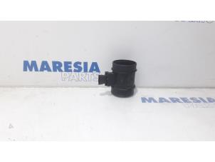 Used Airflow meter Opel Combo 1.3 CDTI 16V Price € 30,25 Inclusive VAT offered by Maresia Parts
