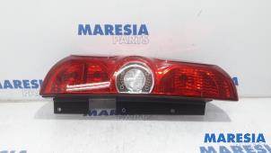 Usagé Feu arrière gauche Opel Combo 1.3 CDTI 16V Prix € 78,65 Prix TTC proposé par Maresia Parts
