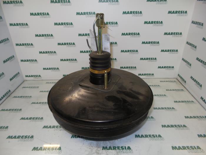 Usagé Servo frein Renault Laguna II Grandtour (KG) 2.2 dCi 150 16V Prix € 35,00 Règlement à la marge proposé par Maresia Parts