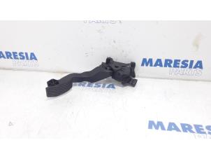 Used Throttle pedal position sensor Opel Combo 1.3 CDTI 16V Price € 48,40 Inclusive VAT offered by Maresia Parts