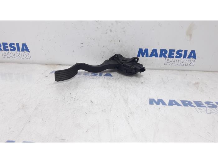 Begagnade Gaspedalsensor Citroen DS3 (SA) 1.6 Blue Hdi 100 Pris € 20,00 Marginaltabell erbjuds av Maresia Parts