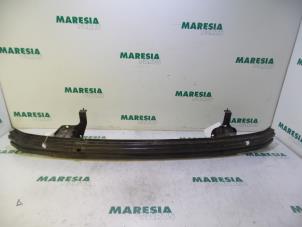 Used Front bumper frame Peugeot Boxer (230L) 2.8 Hdi 270C Price € 75,00 Margin scheme offered by Maresia Parts