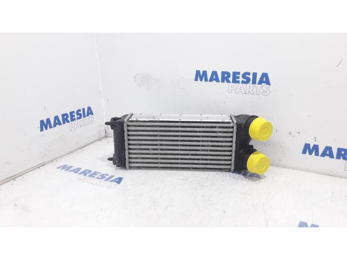 Usados Intercooler Peugeot 3008 I (0U/HU) 1.6 16V THP 155 Precio € 35,00 Norma de margen ofrecido por Maresia Parts