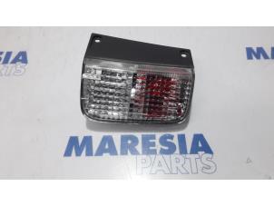 Used Reversing light, right Renault Trafic New (JL) 2.0 dCi 16V 115 Price € 30,25 Inclusive VAT offered by Maresia Parts