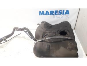 Used Tank Alfa Romeo 159 (939AX) 1.9 JTDm Price € 210,00 Margin scheme offered by Maresia Parts