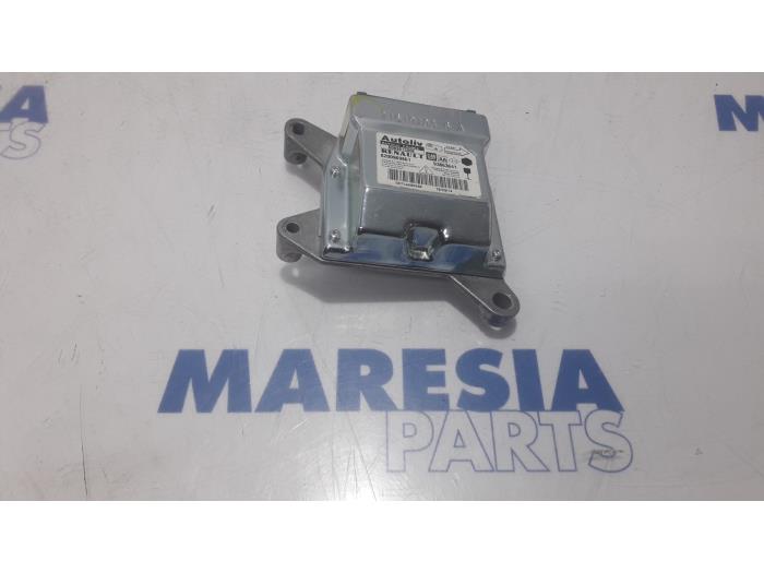 Airbag Module from a Renault Trafic New (JL) 2.0 dCi 16V 115 2014