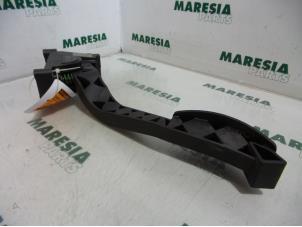 Used Throttle pedal position sensor Alfa Romeo 147 (937) 1.6 HP Twin Spark 16V Price € 25,00 Margin scheme offered by Maresia Parts