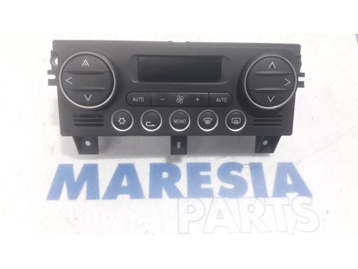 Begagnade Värmekontrollpanel Alfa Romeo 159 (939AX) 1.9 JTDm Pris € 157,50 Marginaltabell erbjuds av Maresia Parts