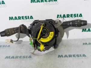 Used Steering column stalk Lancia Thesis (841) 2.4 JTD 20V Autom. Price € 157,50 Margin scheme offered by Maresia Parts