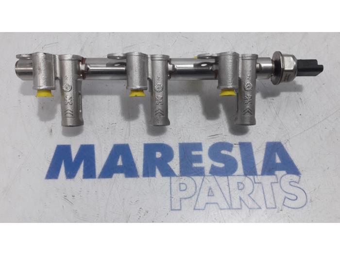 Usagé Système d'injection Peugeot 2008 (CU) 1.2 12V e-THP PureTech 110 Prix € 30,00 Règlement à la marge proposé par Maresia Parts