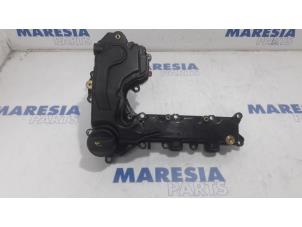 Used Rocker cover Peugeot 2008 (CU) 1.2 12V e-THP PureTech 110 Price € 34,90 Margin scheme offered by Maresia Parts