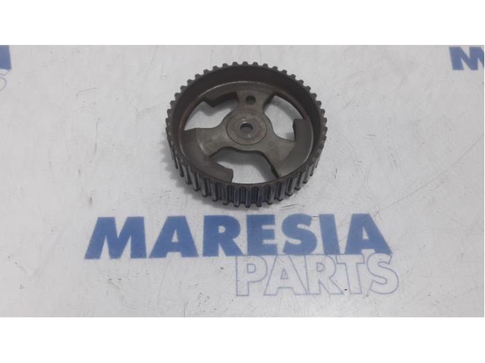 Begagnade Kamaxeldrev Peugeot Bipper (AA) 1.4 HDi Pris € 20,00 Marginaltabell erbjuds av Maresia Parts