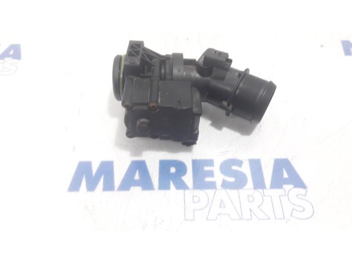 Usagé Boitier papillon Peugeot Bipper (AA) 1.4 HDi Prix € 80,00 Règlement à la marge proposé par Maresia Parts