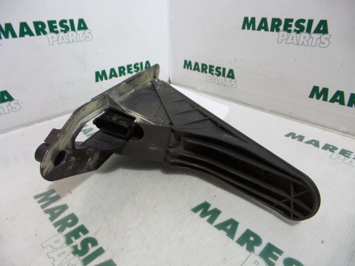 Gebrauchte Gaspedalposition Sensor Lancia Thesis (841) 2.4 JTD 20V Autom. Preis € 75,00 Margenregelung angeboten von Maresia Parts