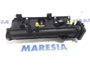Used Intake manifold Renault Kangoo/Grand Kangoo (KW) 1.2 16V TCE Price € 60,50 Inclusive VAT offered by Maresia Parts