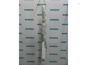 Used Roof curtain airbag, left Peugeot 807 2.0 16V Price € 25,00 Margin scheme offered by Maresia Parts