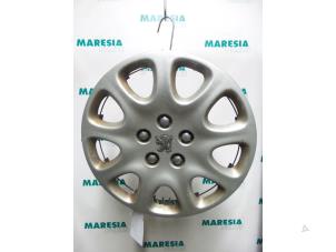 Used Wheel cover (spare) Peugeot 807 2.0 16V Price € 10,00 Margin scheme offered by Maresia Parts