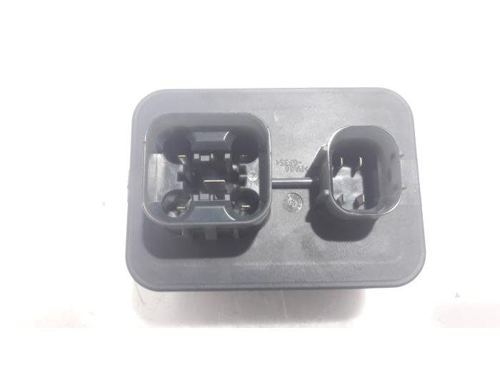 Glow plug relay Fiat Punto Evo 1.3 JTD Multijet 85 16V Euro 5 - 55229840