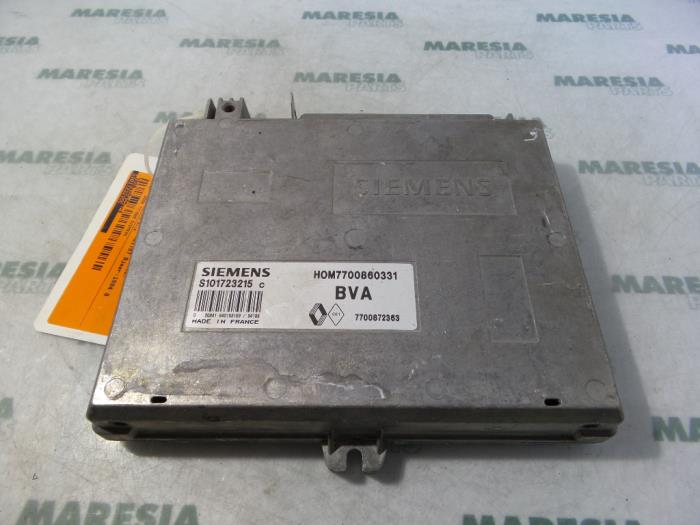 Used Engine management computer Renault Espace (J/S6) 2.2 i Price € 29,95 Margin scheme offered by Maresia Parts
