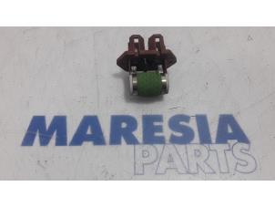 Usagé Résistance ventilateur Alfa Romeo 159 (939AX) 1.9 JTDm Prix € 25,00 Règlement à la marge proposé par Maresia Parts