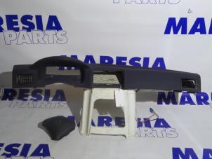 Used Airbag set + module Peugeot 307 (3A/C/D) 1.6 16V Price € 157,50 Margin scheme offered by Maresia Parts