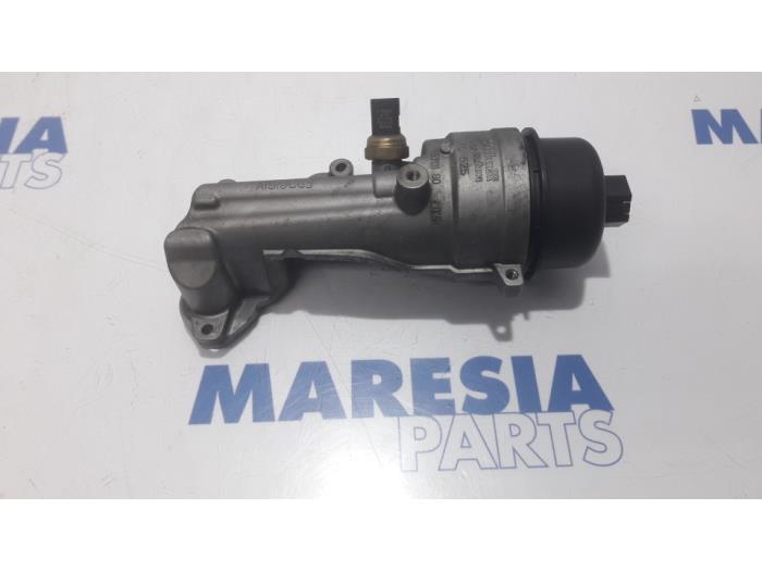 Gebrauchte Ölfilterhalter Peugeot 5008 I (0A/0E) 1.6 VTI 16V Preis € 65,00 Margenregelung angeboten von Maresia Parts