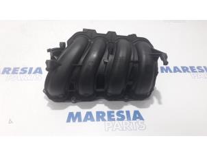 Used Intake manifold Peugeot 5008 I (0A/0E) 1.6 VTI 16V Price € 40,00 Margin scheme offered by Maresia Parts