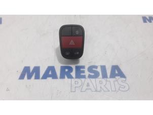 Used Panic lighting switch Fiat Fiorino (225) 1.3 D 16V Multijet Price € 24,20 Inclusive VAT offered by Maresia Parts
