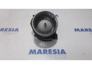 Used Heating and ventilation fan motor Citroen Berlingo Multispace 1.6 BlueHDI 75 Price € 36,30 Inclusive VAT offered by Maresia Parts