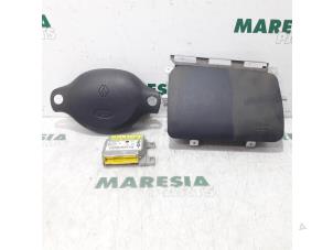 Used Airbag set + module Renault Clio II (BB/CB) 1.6 16V Price € 75,00 Margin scheme offered by Maresia Parts