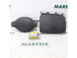Used Airbag set + module Renault Clio II Societe (SB) 1.9D Price € 75,00 Margin scheme offered by Maresia Parts