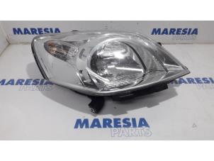 Used Headlight, right Fiat Fiorino (225) 1.3 D 16V Multijet Price € 78,65 Inclusive VAT offered by Maresia Parts