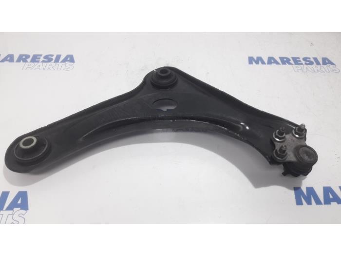 Front lower wishbone, left from a Citroën DS3 (SA) 1.2 12V PureTech 82 2014