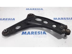Used Front lower wishbone, left Renault Trafic New (JL) 2.0 dCi 16V 115 Price € 30,25 Inclusive VAT offered by Maresia Parts