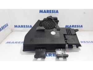 Gebrauchte Subwoofer Citroen DS3 (SA) 1.2 12V PureTech 82 Preis € 49,99 Margenregelung angeboten von Maresia Parts