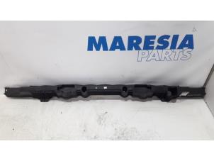 Used Rear bumper frame Fiat Fiorino (225) 1.3 D 16V Multijet Price € 30,25 Inclusive VAT offered by Maresia Parts