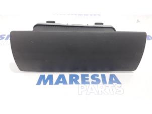 Used Right airbag (dashboard) Dacia Logan MCV (KS) 1.6 16V Price € 105,00 Margin scheme offered by Maresia Parts