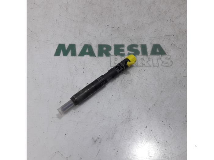 Usagé Injecteurs Renault Twingo II (CN) 1.5 dCi 90 FAP Prix € 89,99 Règlement à la marge proposé par Maresia Parts