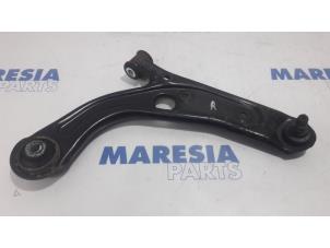 Used Front lower wishbone, right Fiat Panda (312) 0.9 TwinAir 65 Price € 30,00 Margin scheme offered by Maresia Parts