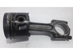 Usados Pistón Citroen Jumpy (G9) 2.0 HDI 140 Precio € 50,00 Norma de margen ofrecido por Maresia Parts