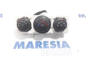 Gebrauchte Heizung Bedienpaneel Renault Master IV (MA/MB/MC/MD/MH/MF/MG/MH) 2.3 dCi 16V RWD Preis € 78,65 Mit Mehrwertsteuer angeboten von Maresia Parts