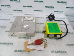 Used Engine management computer Alfa Romeo 145 (930A) 1.6 ie Price € 35,00 Margin scheme offered by Maresia Parts
