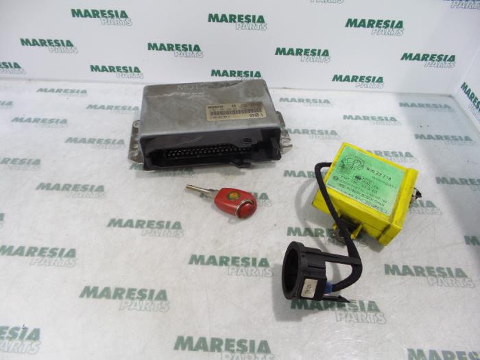Used Engine management computer Alfa Romeo 146 (930B) 1.6 Twin Spark 16V Price € 50,00 Margin scheme offered by Maresia Parts