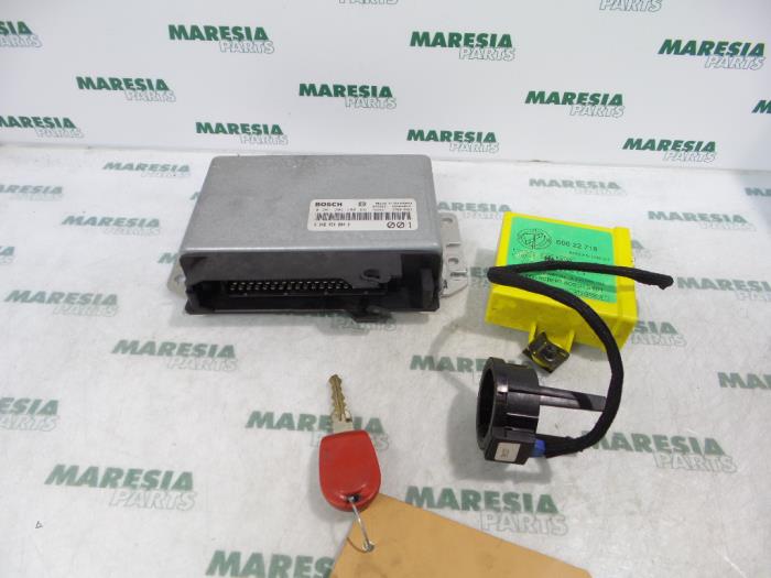Used Engine management computer Alfa Romeo 146 (930B) 1.6 Twin Spark 16V Price € 50,00 Margin scheme offered by Maresia Parts