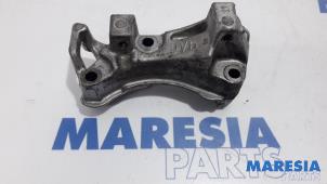Gebrauchte Motorlager Peugeot Expert Preis € 50,00 Margenregelung angeboten von Maresia Parts