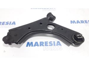 Used Front lower wishbone, right Fiat Doblo Cargo (263) 1.3 D Multijet Price € 50,00 Margin scheme offered by Maresia Parts