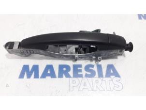 Used Sliding door handle, right Citroen Berlingo 1.6 Hdi 90 Phase 2 Price € 60,50 Inclusive VAT offered by Maresia Parts