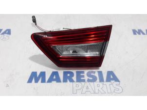 Used Taillight, right Renault Clio IV (5R) 0.9 Energy TCE 90 12V Price € 40,00 Margin scheme offered by Maresia Parts