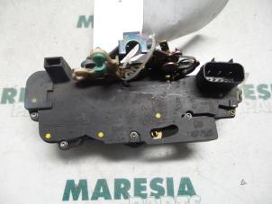 Used Rear door mechanism 4-door, right Fiat Stilo (192A/B) 1.6 16V 5-Drs. Price € 40,00 Margin scheme offered by Maresia Parts